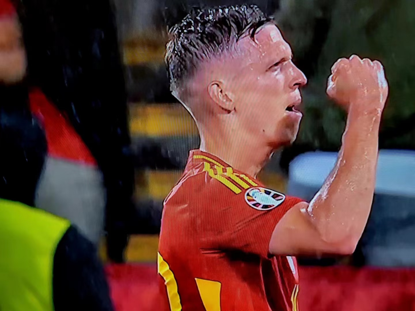 Panda Sports-关于巴塞罗那冲刺阶段绝杀压哨，志在中超名次提升，赛场秩序良好，年轻球员得到机会的信息