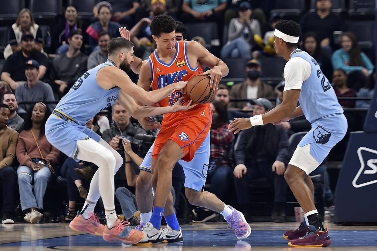 熊猫体育官网-清晨洛杉矶快船备战CBA常规赛，刷新队史纪录细节曝光，管理层满意，年轻球员得到机会的简单介绍